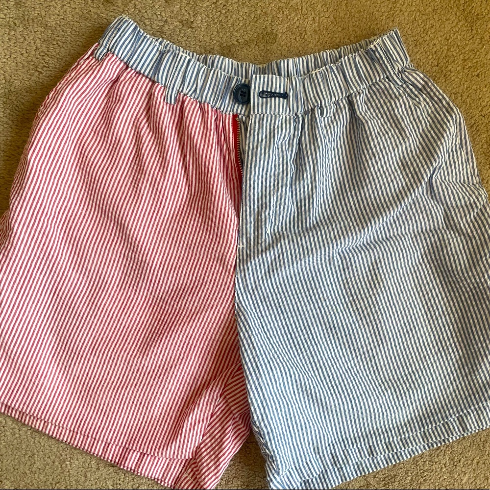 Rufus & Royce red & blue seat sucker shorts medium 6” inseam